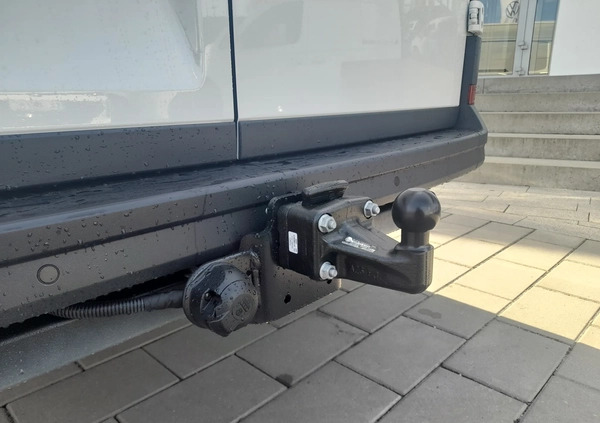 Volkswagen Crafter cena 223245 przebieg: 10, rok produkcji 2024 z Halinów małe 106